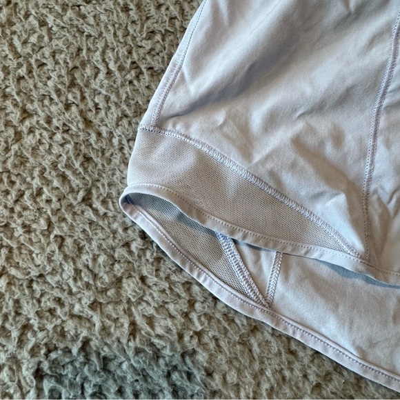 Lululemon Hotty Hot High-Rise Lined Short 4" Pastel Blue Size 6 Running - Picture 2 of 12